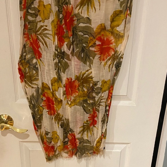 Floral Print Sheer Scarf - Picture 7 of 7